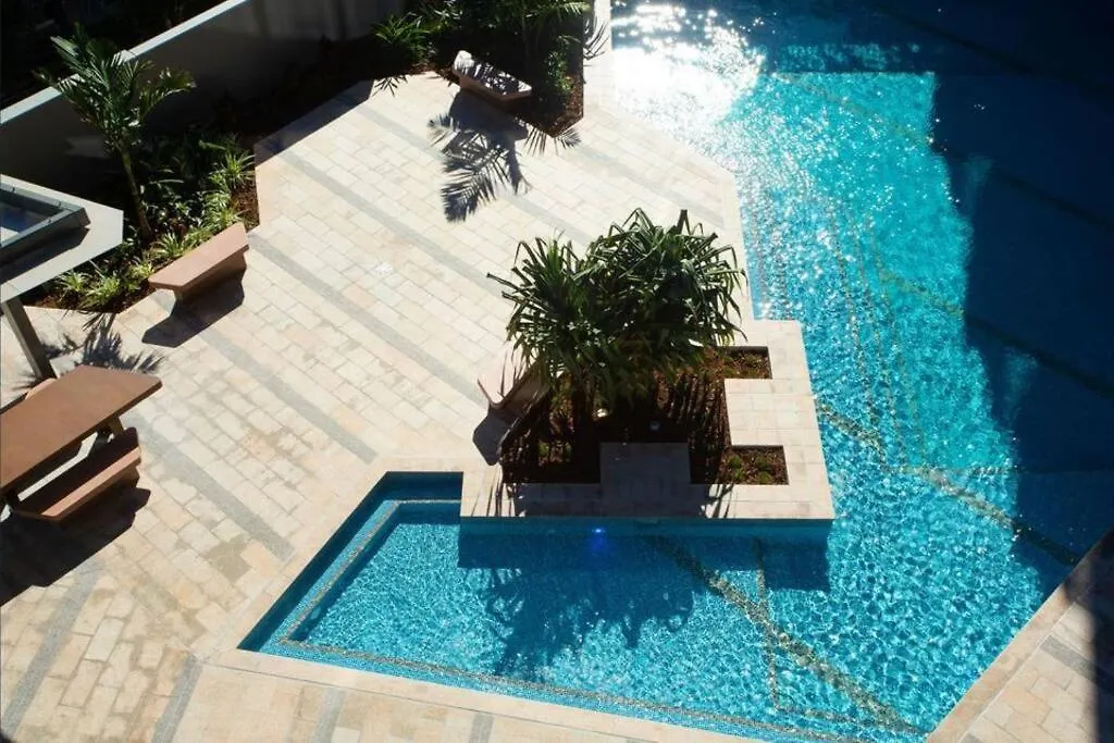 New Modern Apt + Gym+ Pool Brisbane